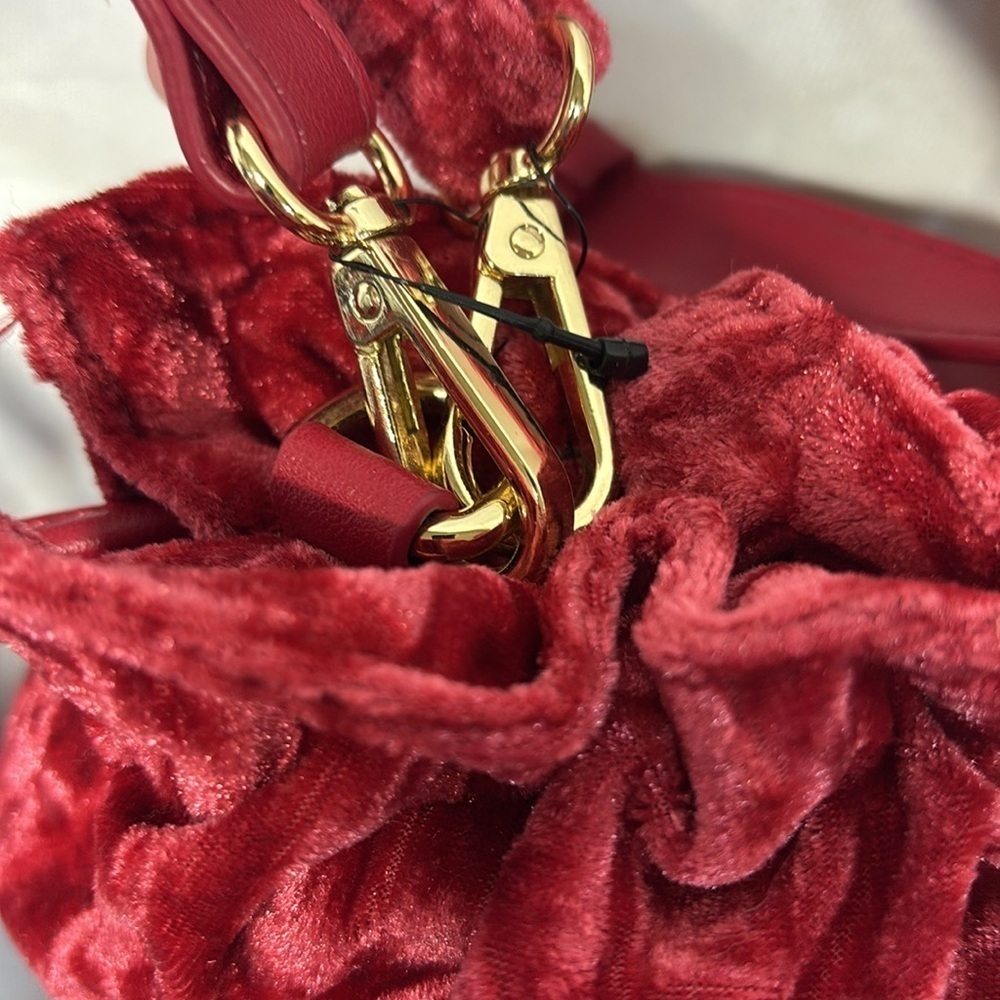 INC. Meliss Red Pepper and gold velvet cinch cross body or adjustable purse - Picture 3 of 16